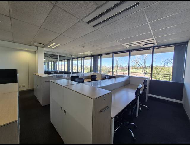 1,081M² OFFICE TO LET IN SANDTON CENTRAL